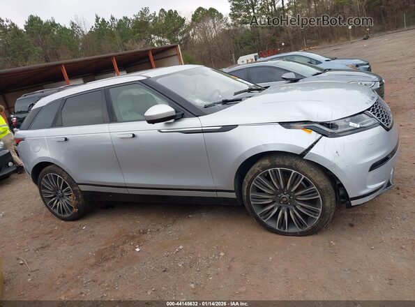 SALYB2EXXKA216555 2019 LAND ROVER RANGE ROVER VELAR Silver Widok zestawu wskaźników