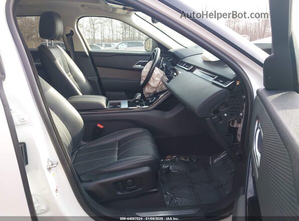SALYJ2EX3NA331778 2022 LAND ROVER RANGE ROVER VELAR Белый Вид салона спереди