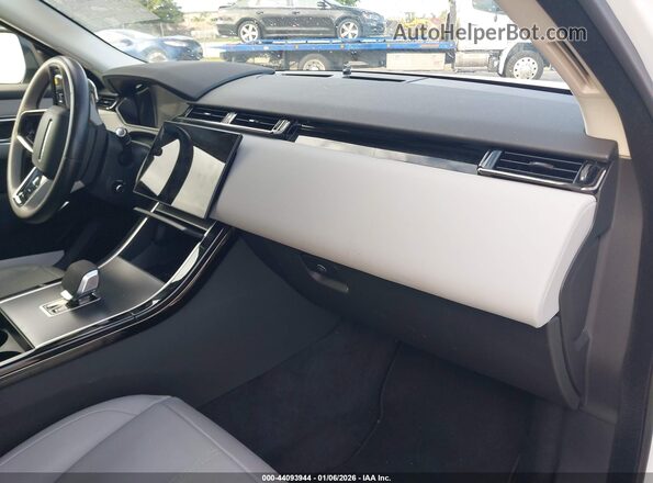 SALYL2EX1SA810724 2025 LAND ROVER RANGE ROVER VELAR Белый Вид салона спереди