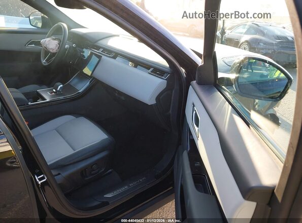 SALYL2EX6TA814611 2026 LAND ROVER RANGE ROVER VELAR Black წინა სალონის ხედი
