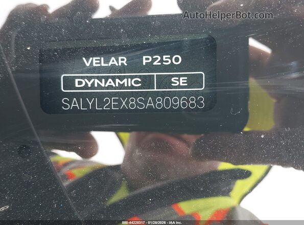 SALYL2EX8SA809683 2025 LAND ROVER RANGE ROVER VELAR Черный Вид подкапотного пространства