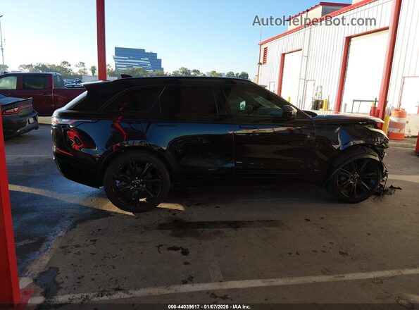 SALYL2EX9KA791629 2019 LAND ROVER RANGE ROVER VELAR Black Սալոնի հետևի տեսք