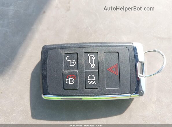 SALYL2FU8SA807095 2025 LAND ROVER RANGE ROVER VELAR Черный Вид панели приборов