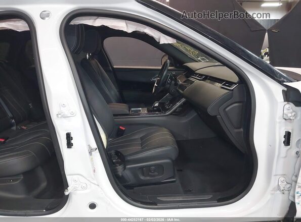 SALYT2EX1NA331966 2022 LAND ROVER RANGE ROVER VELAR Белый Вид салона спереди