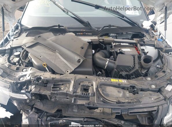 SALZJ2FX3RH242096 2024 LAND ROVER RANGE ROVER EVOQUE White უკანა ხედი
