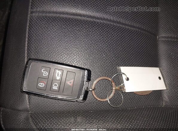 SALZT2FX4PH215707 2023 LAND ROVER RANGE ROVER EVOQUE White Առջևի վահանակի տեսք