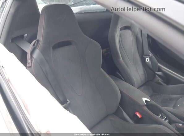 SBM14FCA0LW004686 2020 MCLAREN 720S Белый Вид наклейки с VIN-кодом