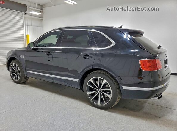 SJAAC2ZV6HC015703 2017 BENTLEY BENTAYGA Черный Задняя левая четверть