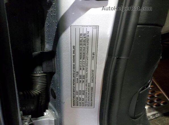 SJAAC2ZV6JC017487 2018 BENTLEY BENTAYGA Silver სალონის 360-გრადუსიანი ხედი