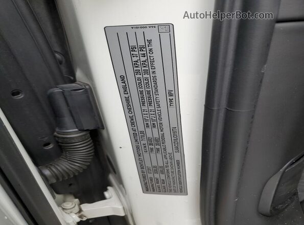 SJAAC2ZV8JC019774 2018 BENTLEY BENTAYGA White VIN sticker view