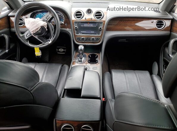 SJAAC2ZV8JC019774 2018 BENTLEY BENTAYGA White Dashboard view