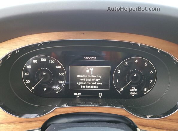 SJAAT2ZV4PC023927 2023 BENTLEY BENTAYGA White Widok zestawu wskaźników