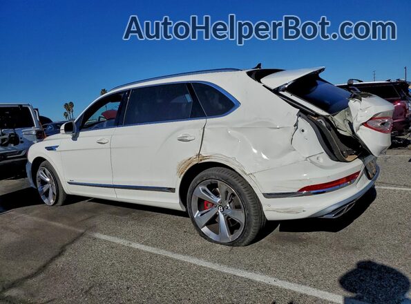 SJAHT2ZV7PC019773 2023 BENTLEY BENTAYGA White Tył lewy