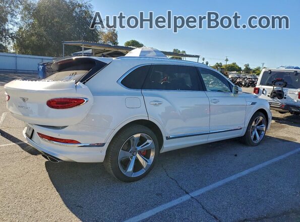 SJAHT2ZV7PC019773 2023 BENTLEY BENTAYGA White Tył prawy