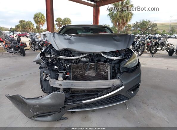 SJKCH5CP1HA034334 2017 INFINITI QX30 Gray Սարքավորումների վահանակի տեսք
