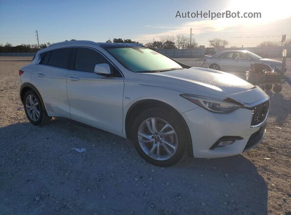 SJKCH5CP4HA015583 2017 INFINITI QX30 White Առջևի աջ