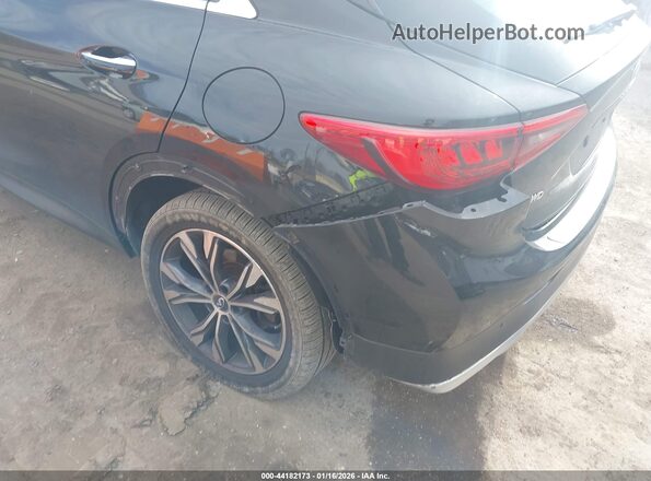 SJKCH5CRXKA010932 2019 INFINITI QX30 Black Front view