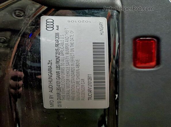 TRUC1AFV1J1012811 2018 AUDI TT Black Widok komory silnika