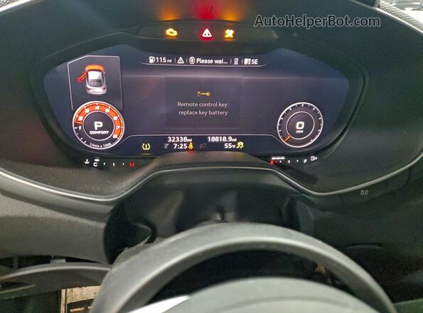 TRUC1AFV1J1012811 2018 AUDI TT Black Widok zestawu wskaźników