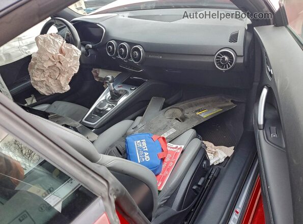 TRUC1AFVXJ1006831 2018 AUDI TT Red წინა პანელის ხედი