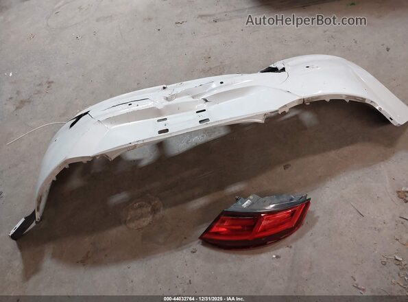 TRUC5AFV5J1013660 2018 AUDI TT White Instrument cluster view