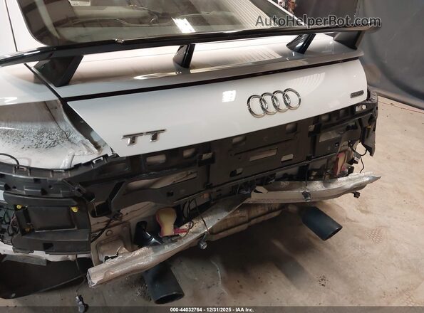 TRUC5AFV5J1013660 2018 AUDI TT White Front view