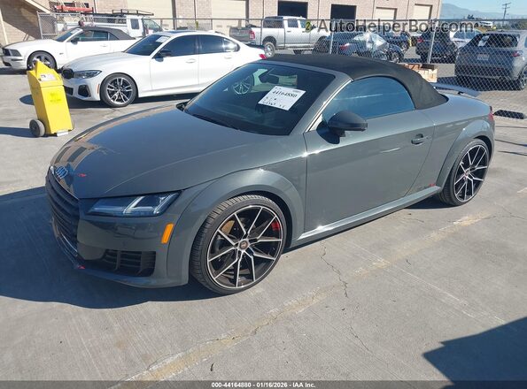 TRUT5CFV5G1027675 2016 AUDI TT Silver Առջևի ձախ երեք քառորդ տեսարան