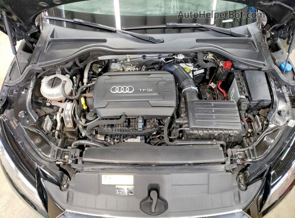 TRUT5CFVXH1006578 2017 AUDI TT Black Widok wnętrza z tyłu
