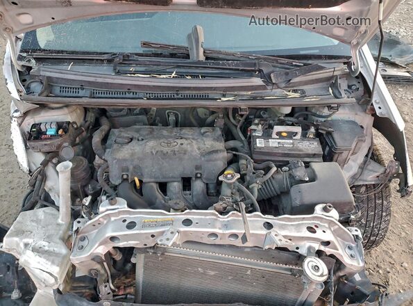 VNKKTUD30GA065907 2016 TOYOTA YARIS Серебряный Вид задней части салона