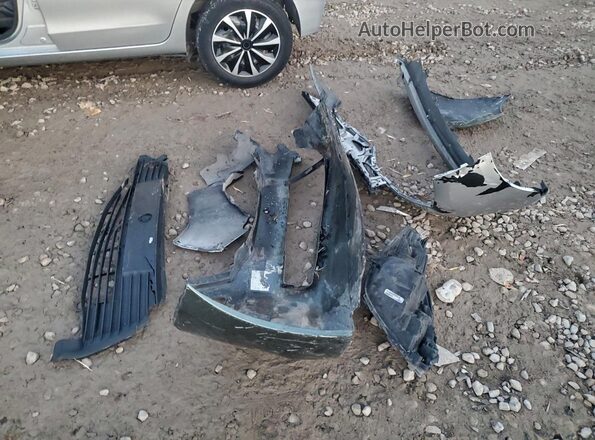 VNKKTUD30GA065907 2016 TOYOTA YARIS Серебряный Вид подкапотного пространства