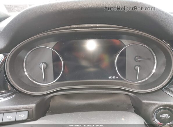 W04GS6SS3L1000805 2020 BUICK REGAL Red Rear seats view