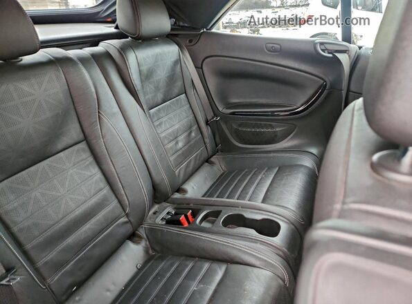W04WH3N58HG021460 2017 BUICK CASCADA Черный Вид задних сидений