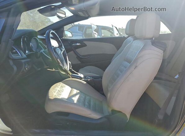 W04WT3N53GG025090 2016 BUICK CASCADA Black Вид салону спереду