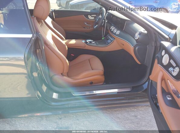 W1K1K5JBXPF205849 2023 MERCEDES-BENZ E-CLASS Black Widok wnętrza z przodu