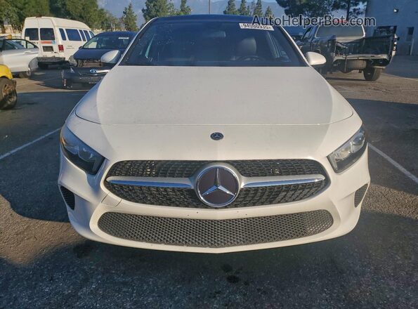 W1K3G4EB0MJ312741 2021 MERCEDES-BENZ A White Widok z przodu