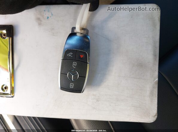 W1K3G4EB1NJ337861 2022 MERCEDES-BENZ A 220 Gray Widok deski rozdzielczej