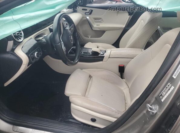 W1K3G4EB2MJ264434 2021 MERCEDES-BENZ A Серый Вид салона спереди