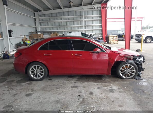 W1K3G4EB3MJ277158 2021 MERCEDES-BENZ A 220 Red Widok wnętrza 360 stopni