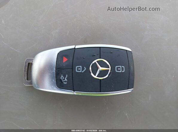 W1K3G4EB3NJ352362 2022 MERCEDES-BENZ A 220 Gold Dashboard view