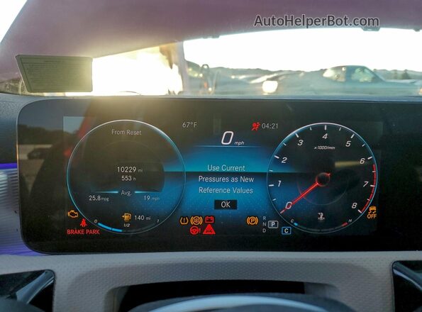 W1K3G4EB4MJ273412 2021 MERCEDES-BENZ A Красный Вид щитка приборов