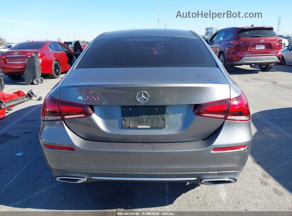 W1K3G4EB5LW044996 2020 MERCEDES-BENZ A 220 Gray 
