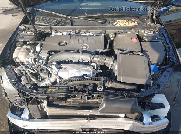 W1K3G4EB5NJ374072 2022 MERCEDES-BENZ A 220 Black Widok z tyłu