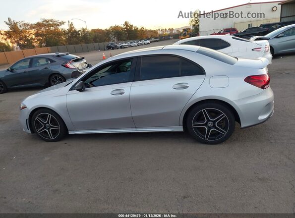 W1K3G4EB7LJ216863 2020 MERCEDES-BENZ A 220 Gray 