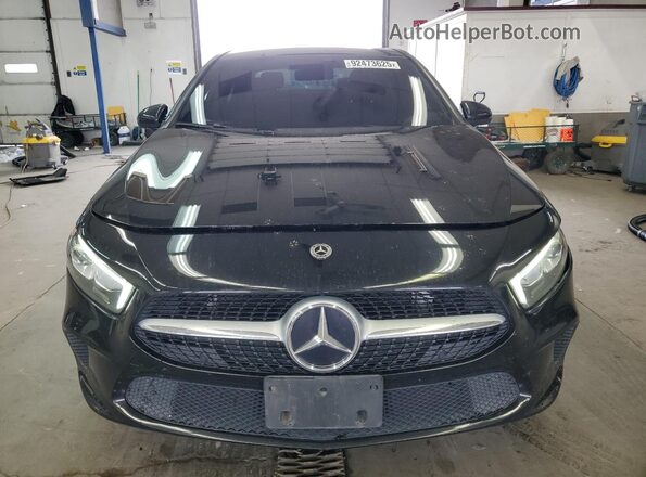 W1K3G4FB3NJ335074 2022 MERCEDES-BENZ A Black Вид спереду