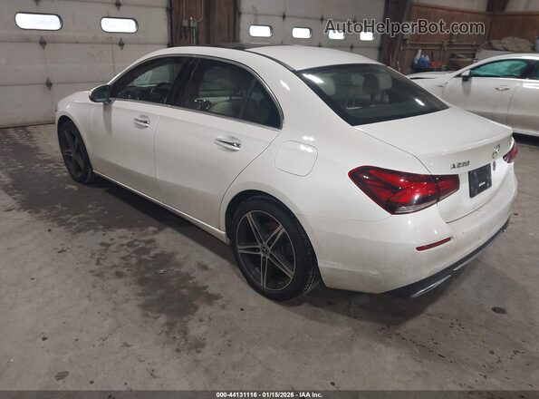 W1K3G4FB6NJ361197 2022 MERCEDES-BENZ A 220 White Задня ліва чверть
