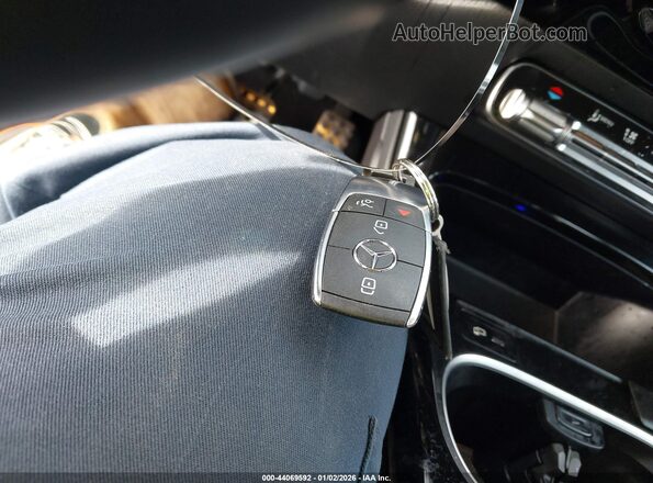 W1K5J4HB3NN314743 2022 MERCEDES-BENZ CLA-CLASS Белый Вид панели приборов