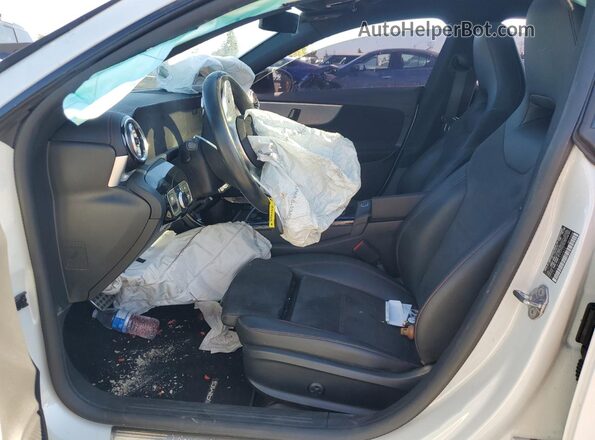 W1K5J4HB4PN330422 2023 MERCEDES-BENZ CLA-CLASS White Widok wnętrza z przodu