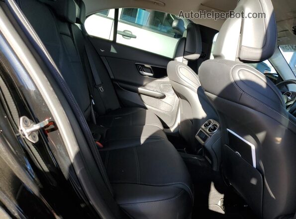 W1KAF4GB2PR138717 2023 MERCEDES-BENZ C Black Widok tylnych siedzeń