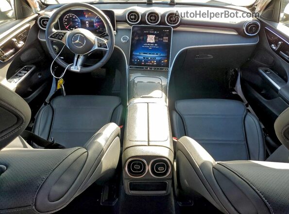W1KAF4GB7PR084539 2023 MERCEDES-BENZ C Белый Вид панели приборов