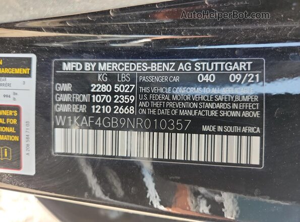 W1KAF4GB9NR010357 2022 MERCEDES-BENZ C Black ძრავის განყოფილების ხედი